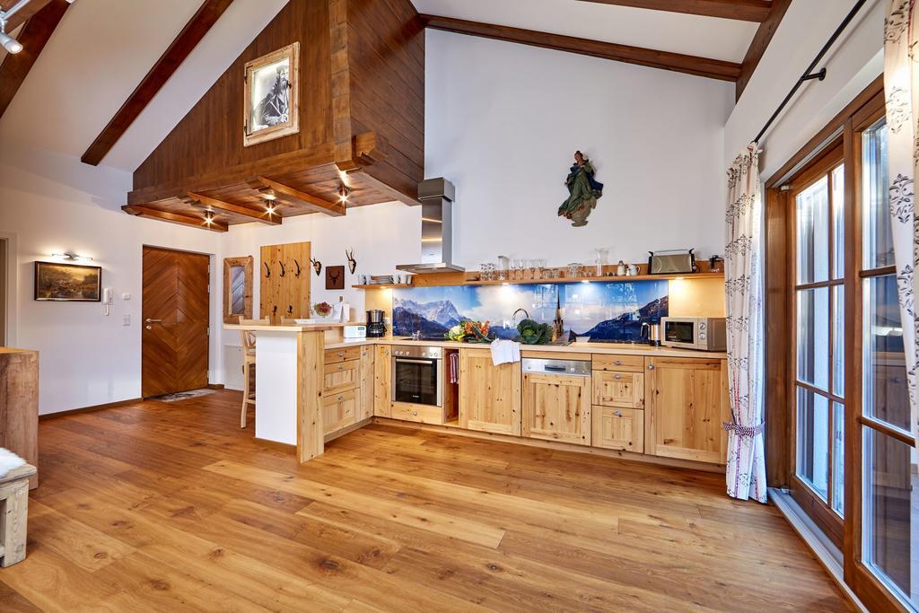Ferienwohnung Alpspitzblick Garmisch-Partenkirchen Zewnętrze zdjęcie